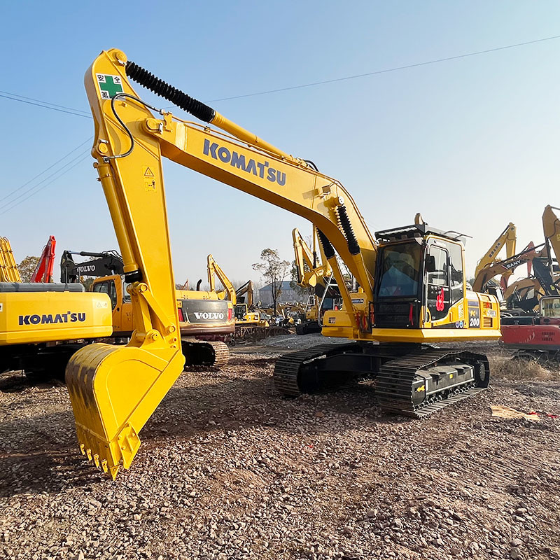 Used Komatsu PC200-8N1 Hydraulic Excavator 110kw Rated Power 1m³ Bucket Capacity In Stock