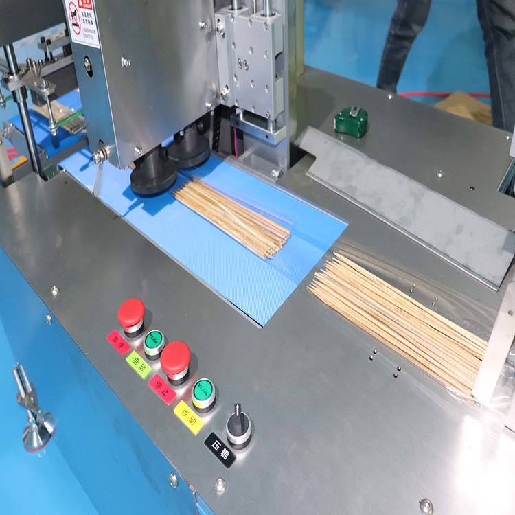 Widely Length Adjustment Incense Sticks Automatic Counting Packaging Machine Volumetric Type