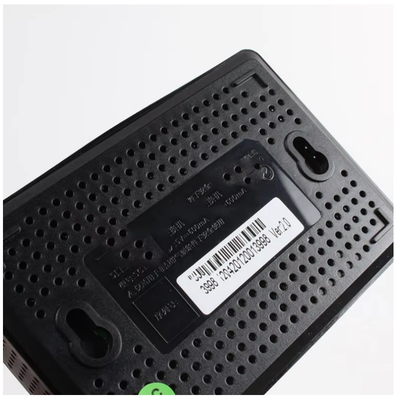 Private Mold Gigabit Switch SG105 5-Port 10/100/1000Mbps Desktop Switch for Smooth and Seamless Connectivity