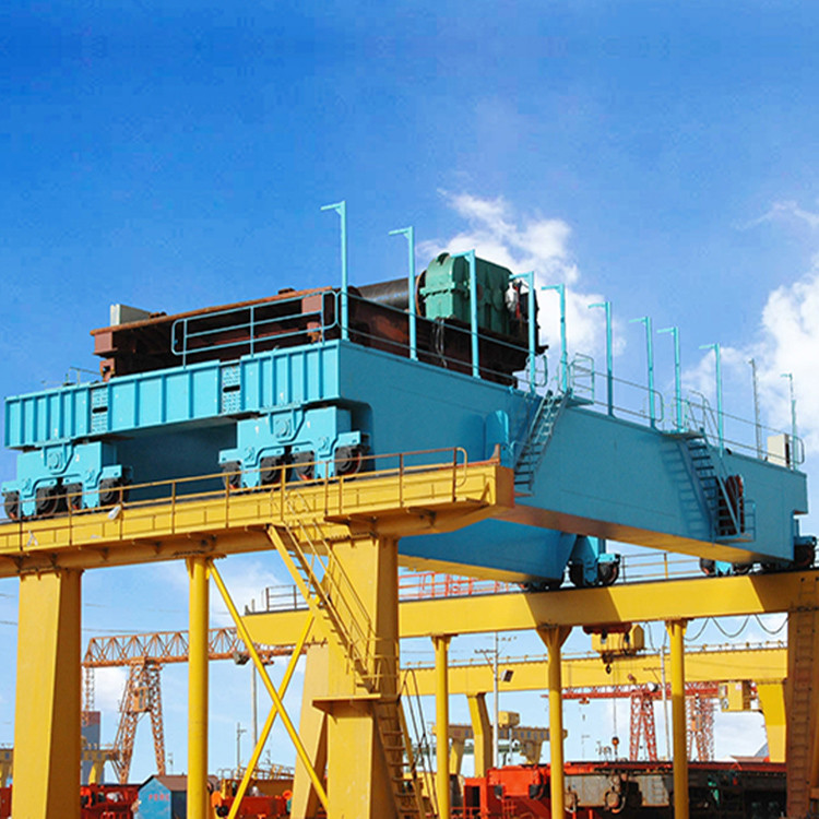 550T A5 Double Girder Overhead Crane 28m With Cab Control Hook