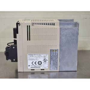 SGDS-15A05A Yasakwa three phase aC input output servopack model