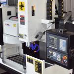 3 Axis 4 Axis VMC High Speed Milling Machine 12 Pcs Tool Capacity For Metal