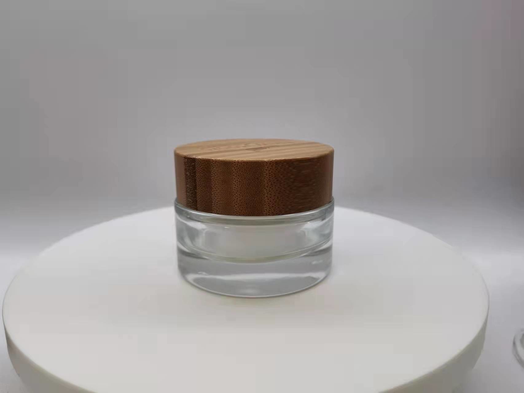 Empty 50g glass lotion containers with Wooden Cap Eco Friendly