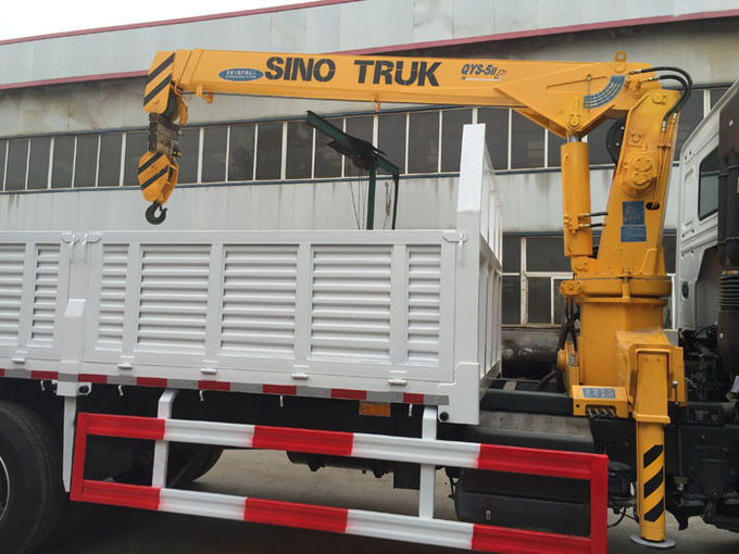Sinotruk HOWO 6X4 12 Tons HIAB Telescopic Boom Truck Mounted Crane for Lifting and goods transportation