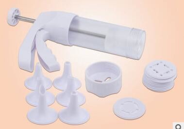FBT010605 for wholesales cookie press decoration kit Includes 12 Fit Right cookie disc shapes