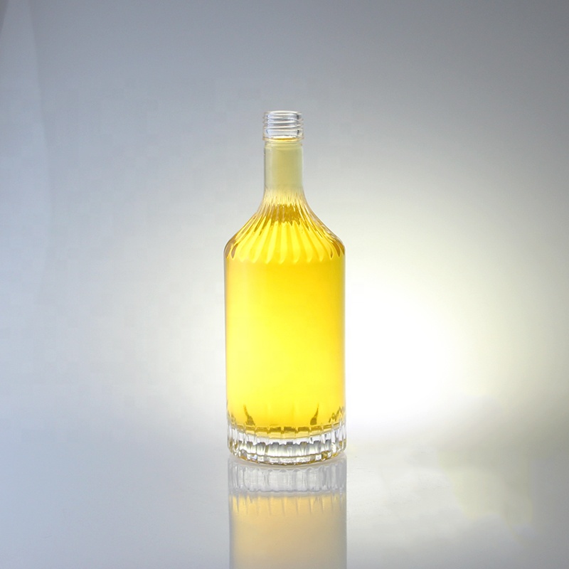 Screw Cap Glass Bottle for Whisky Vodka Champagne Tequila Gin Rum 750ml 1000ml Transparent