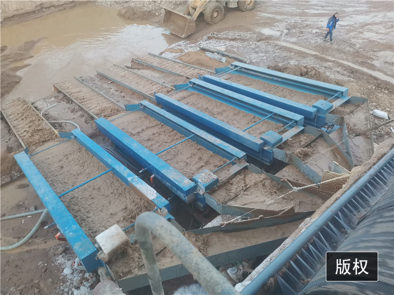 alluvial gold panning machine mobile gold mining equipment gold trommel mining machine