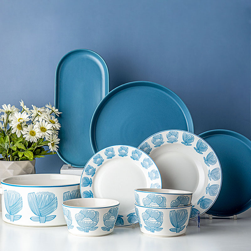 Luxury Thin Porcelain Ceramic Coffee Cup and Saucer Set Perfect for Business Gifts