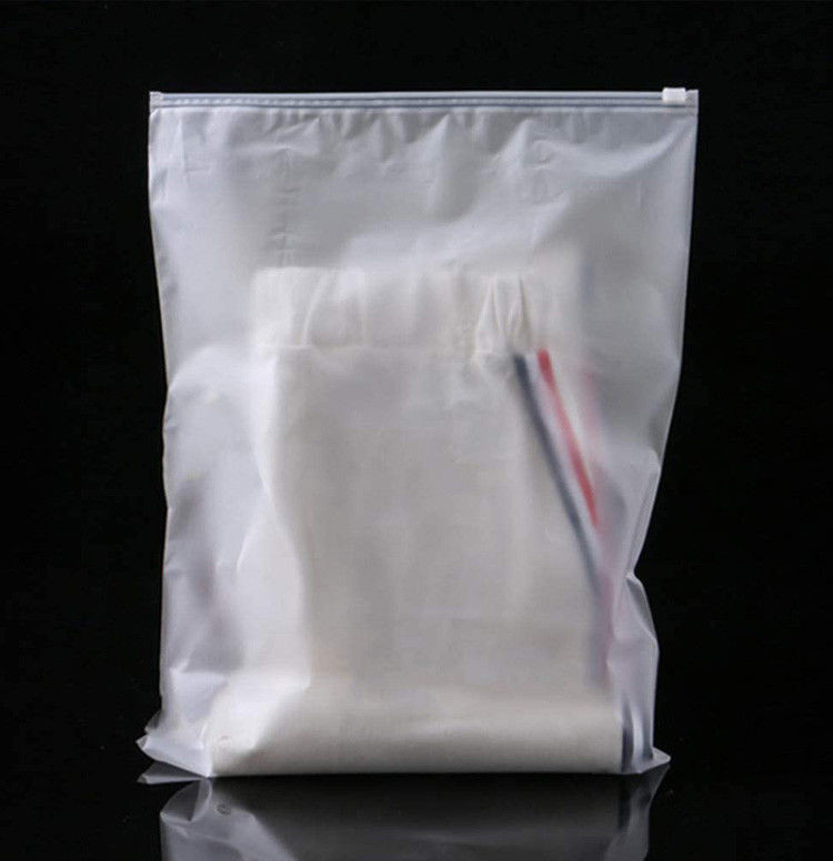 Matte Pe Plastic Frosted k Packaging Bag Dustproof Luggage Use