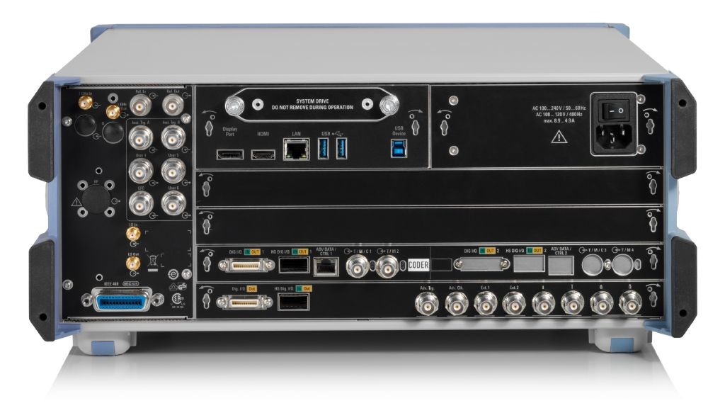 Rohde Schwarz Vector Signal Generator SMM100A 100 kHz to 44 GHz modulation bandwidth up to 1 GHz