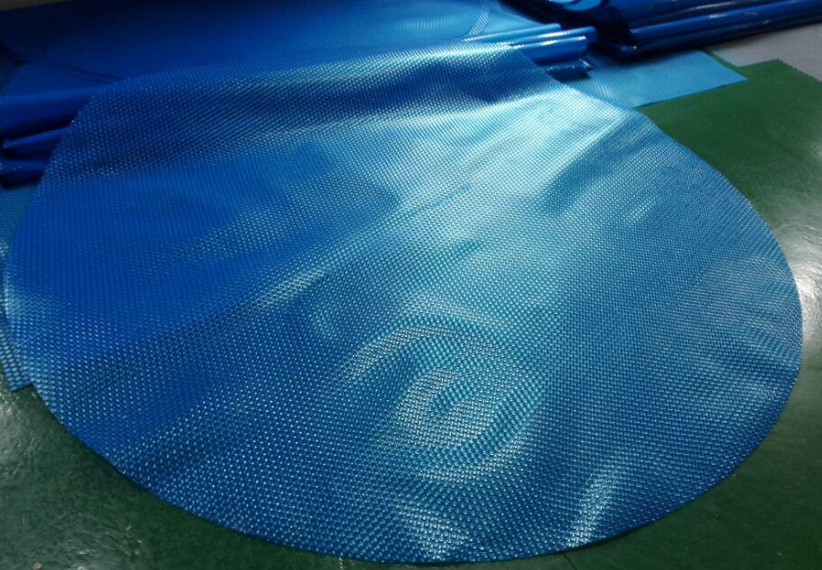 9M * 15M Swimming Pool Solar Cover Anti - UV Waterproof Heat Retention Automatic Swimming Pool Cover