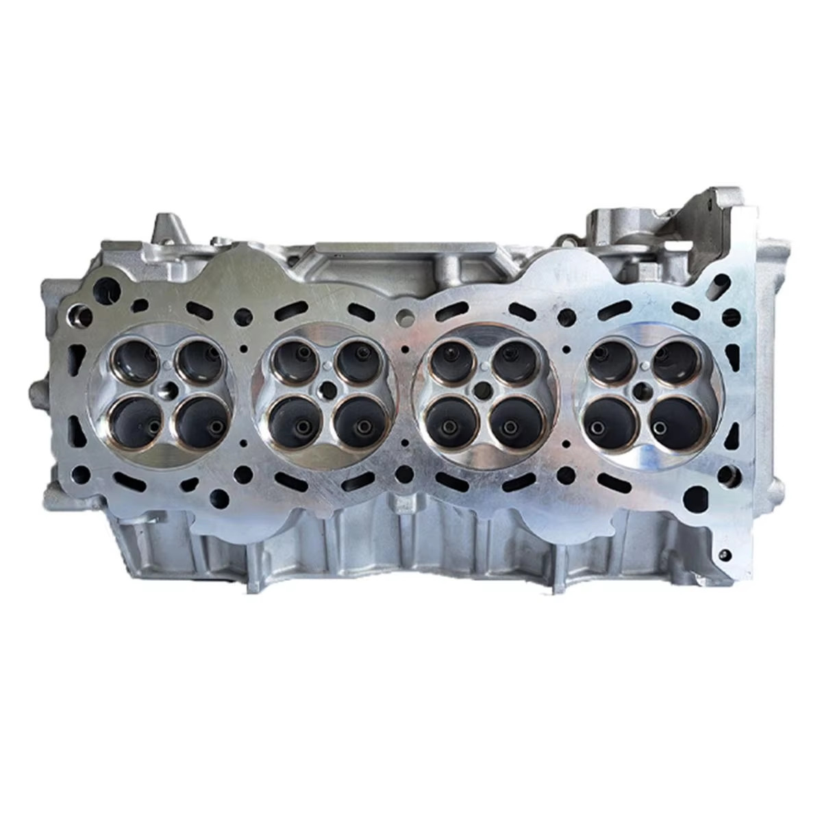 Auto Engine Parts For TOYOTA Hiace 2TR-FE Cylinder Head 11101-75200 11101-75240 11101-0C030 11101-0C040 Car Model Parts