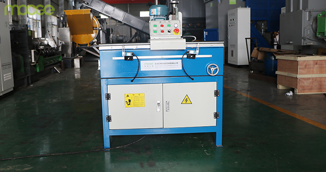 700mm Semi Automatic Grinder For Sharpening Knives PLC Chipper Blade Grinder