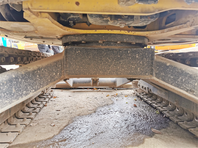 used komatsu pc10 pc18 pc20 pc30 pc35 pc40excavator also mini komatsu PC10 pc18 pc20 pc30 pc35 pc40 used excavator