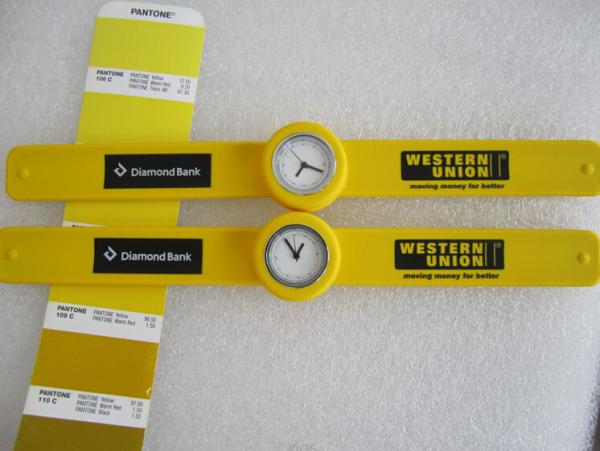 Cool Western Uion Gift Silicone Slap Watch Interchanable Face Children Watch In