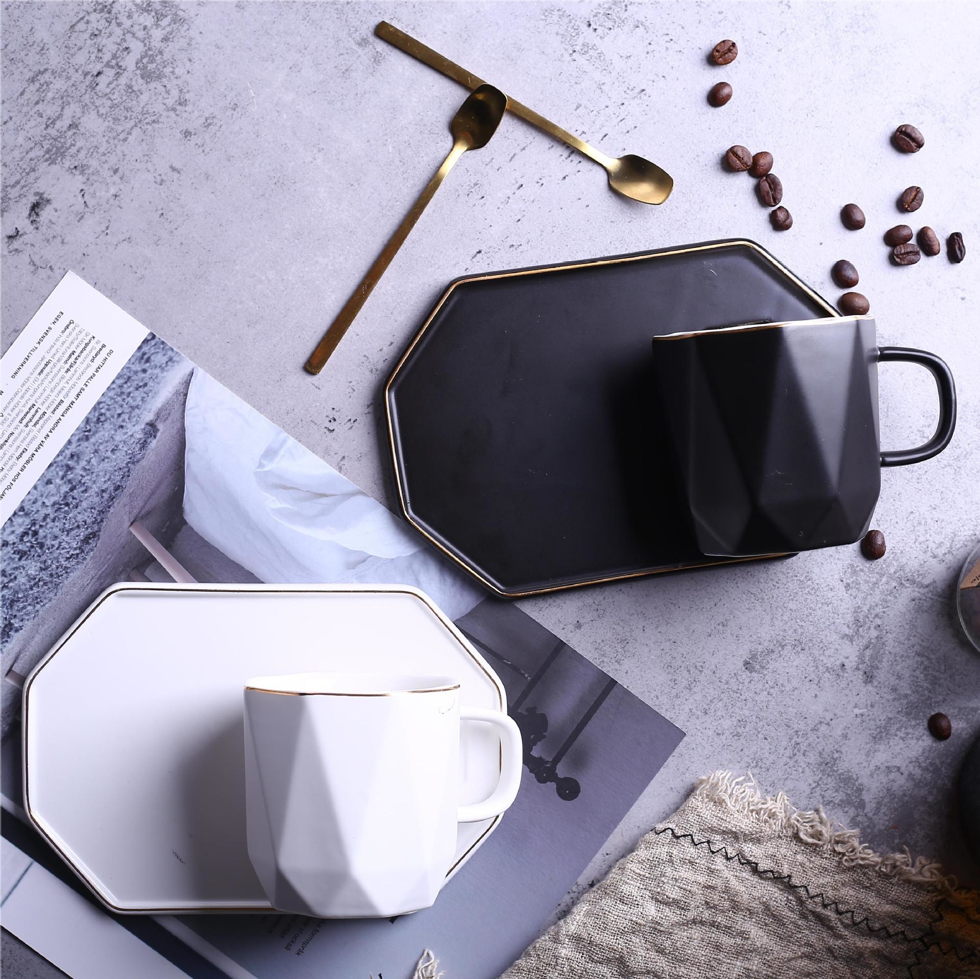 Creative Geometric-shaped Gilded Ceramic Cups Office Coffee Cups Simple Black And White Mugs And Saucers Afternoon Flower Tea Cups And Saucers