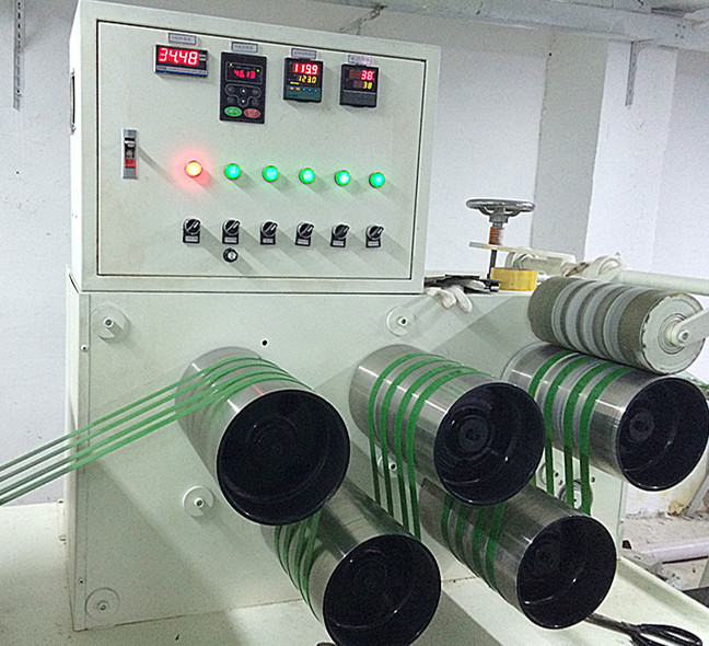 PET Packing Belt/Tape Extruding Machinery for Packing with 100% Recycled Bottle Flakes