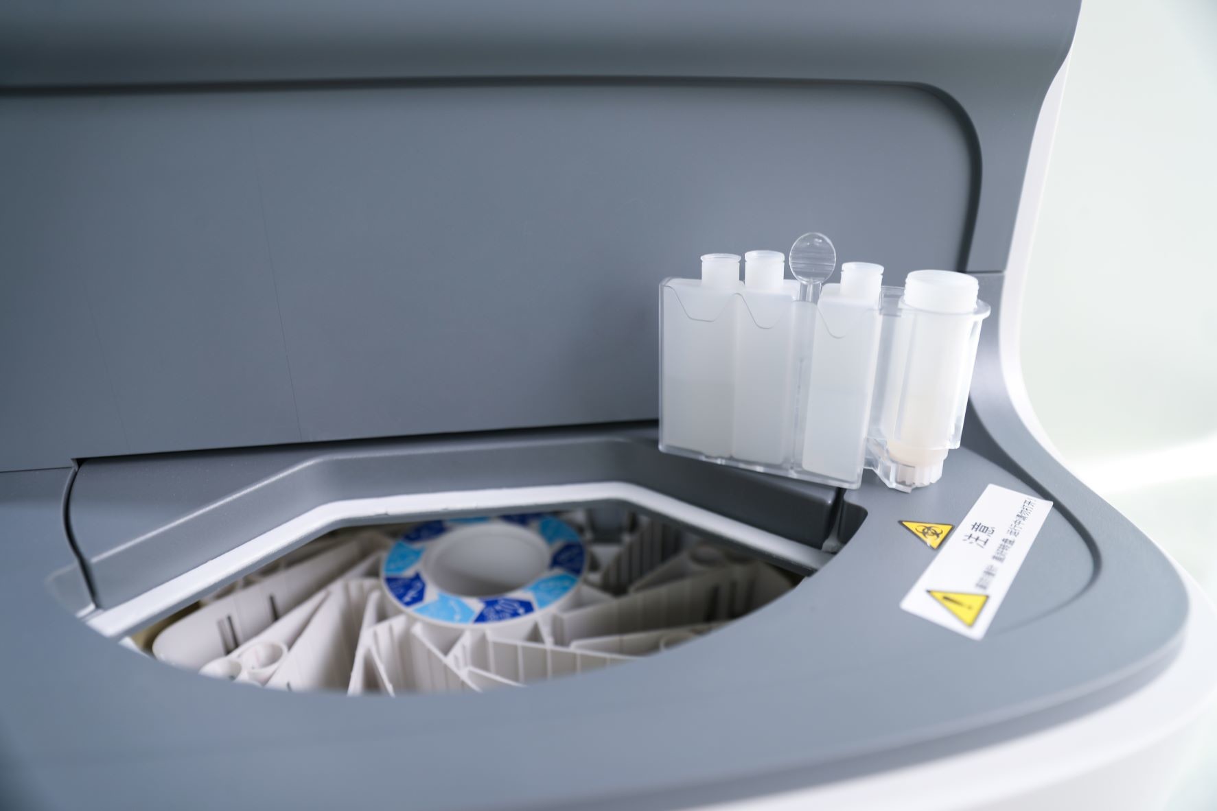 TRAb Thyroid Receptor Antibody For Automatic Immunoassay Analyzer IVD Reagents Magnetic Beads