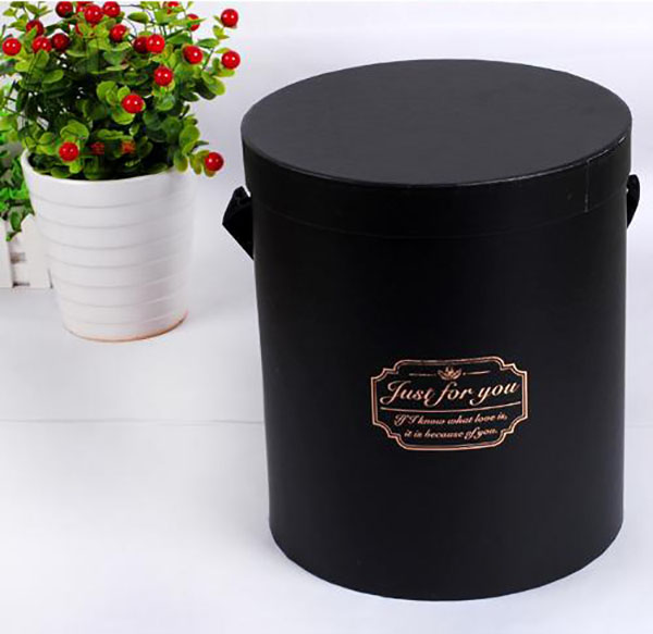 Luxury Custom Made Round Cardboard Boxes for Roses Packaging Accepting Custom Orders