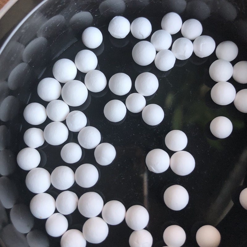 ISO9001 Certified Alumina Cement Refractory High Alumina Ball for Industrial Needs