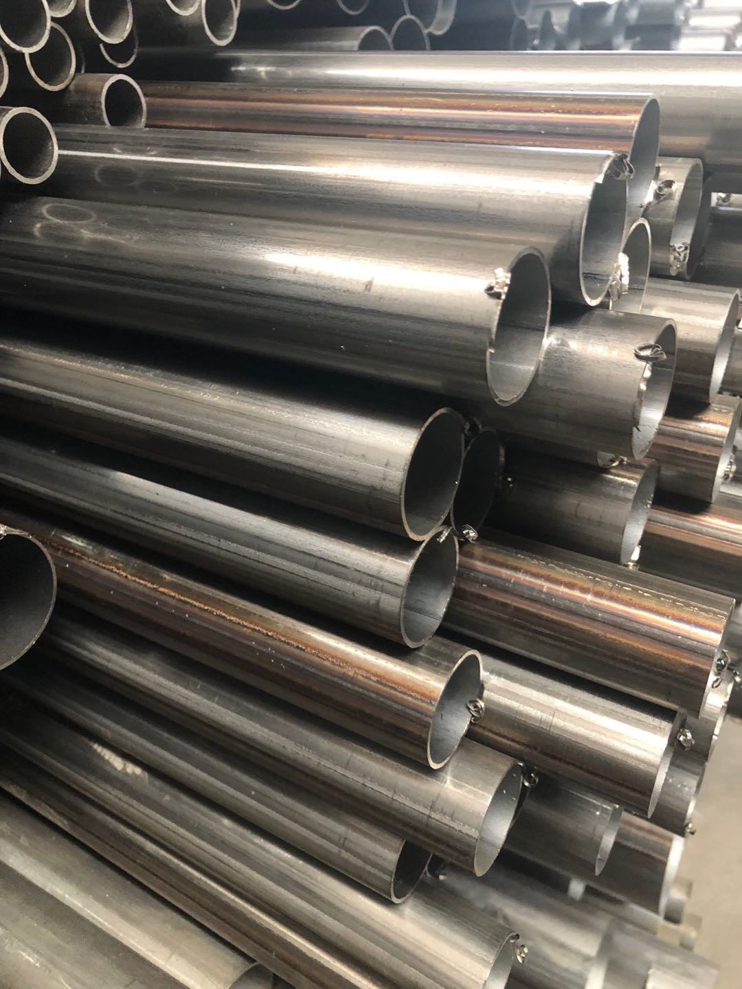 400 Series SUH409L Stainless Steel Welded Tube ASTM AISI 409L Weld Pipe For Exhaust Pipe