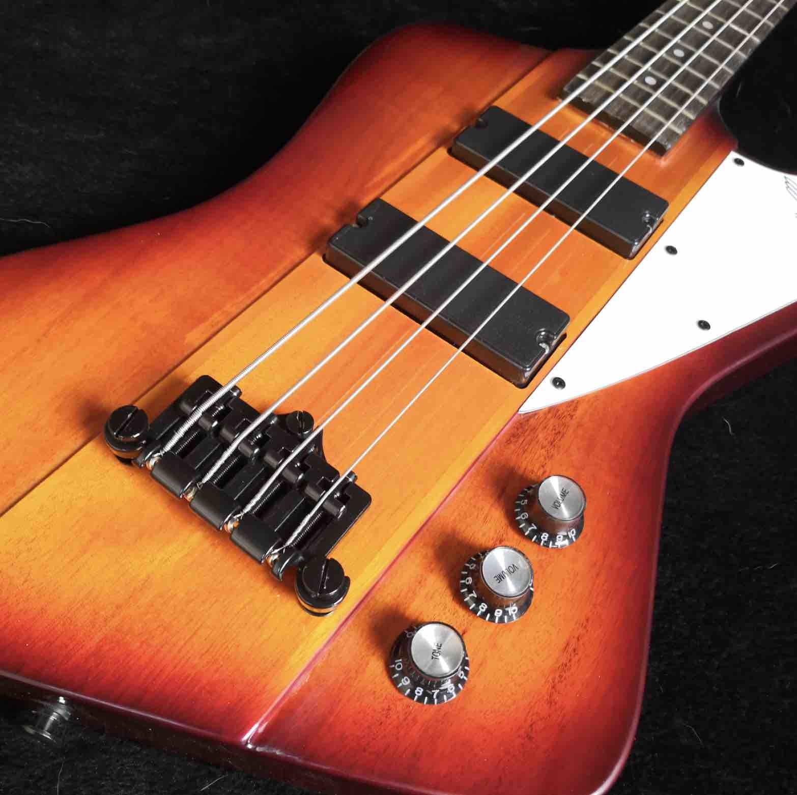 Custom 4 Strings Electric Bass Guitar with White Overlay Mahogany Body Neck Rosewood Fingerboard Custom Logo is OK