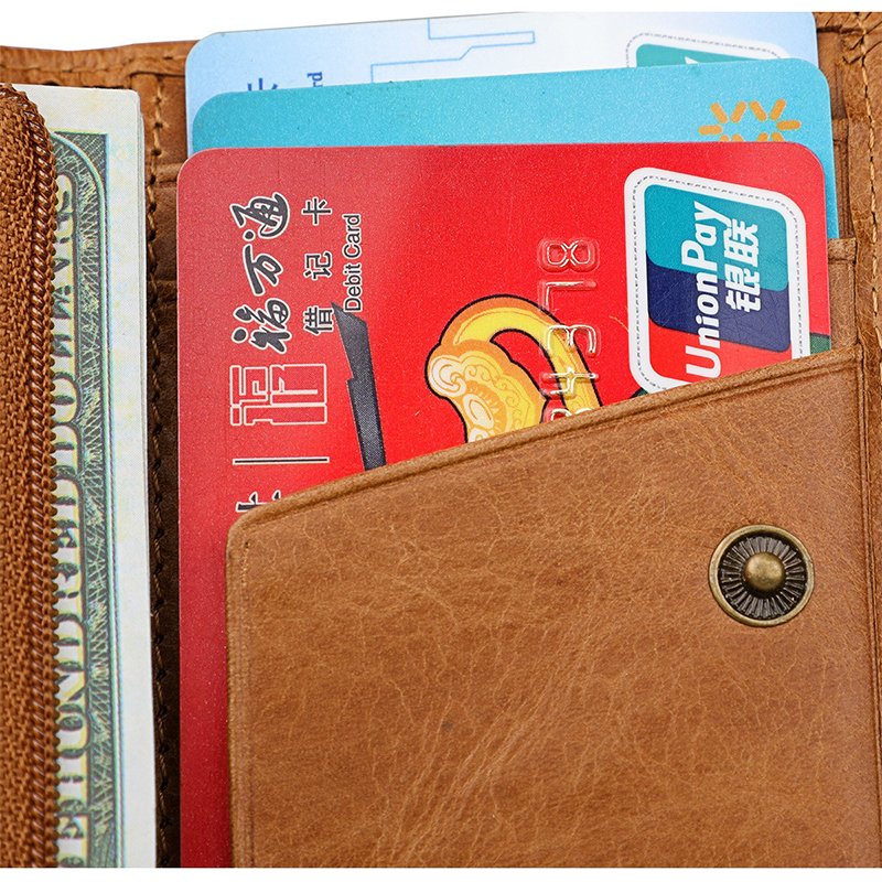 2024 Short Bifold Zipper Wallet for Men Custom Logo and RFID Blocking in Cow Leather