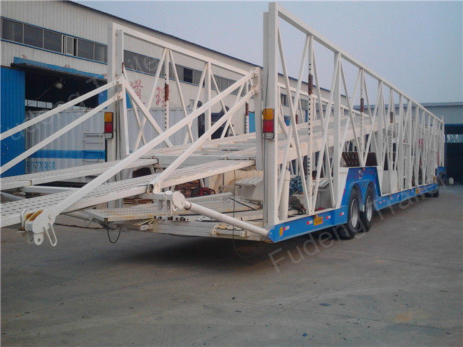 Double Level Mechanical Car Transporter Trailer Open Design Three Axles