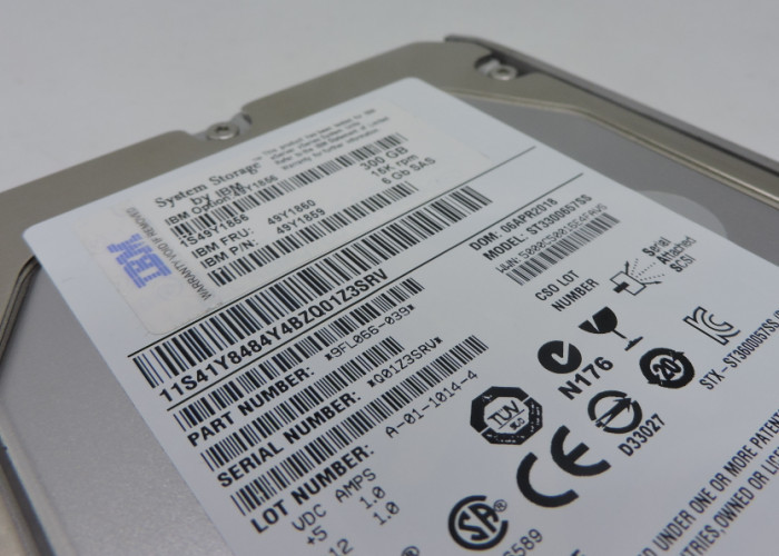  49Y1856 IBM Hard Disk 49Y1860 300G 15K 3.5inch SAS DS3512 1 year warranty Manufactures