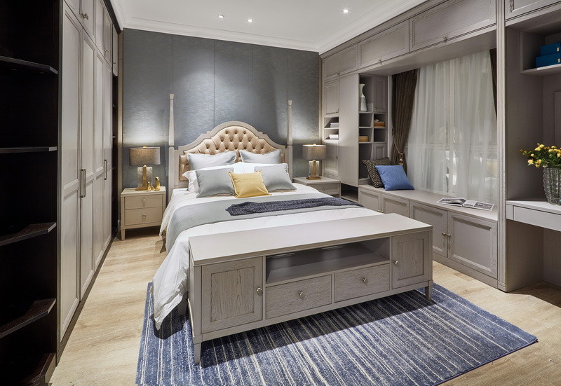 Oak Wood Bed Furniture Set In American Style Design For Luxury House Bedroom with king size headboard panel