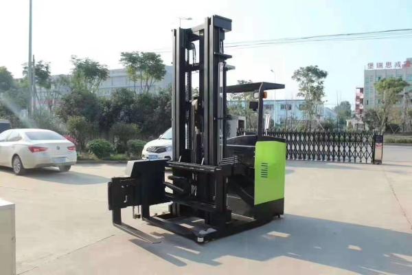 Powered Reach Lift Forklift / Counterbalance Reach Truck Pu Solid Tire Custom