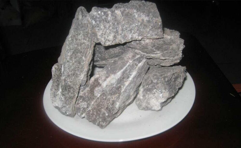 Customizable Calcium Aluminate Refining Slag for Steel Production Low Fe2O3 Content