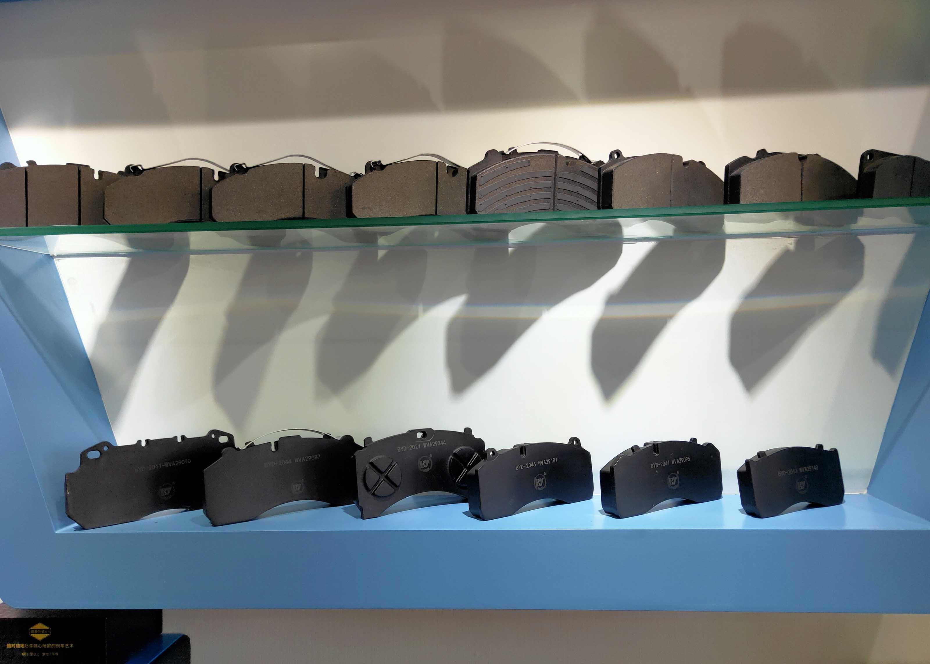 Benz Man SAF Bus Brake Pads WVA29087 / 29179 / WVA29042 Molde