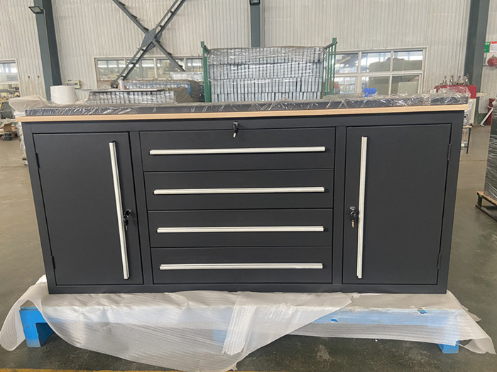 Convenient Lock Style Mechanic Tool Box with Roller Cabinet and V-Light Hair Extension Set