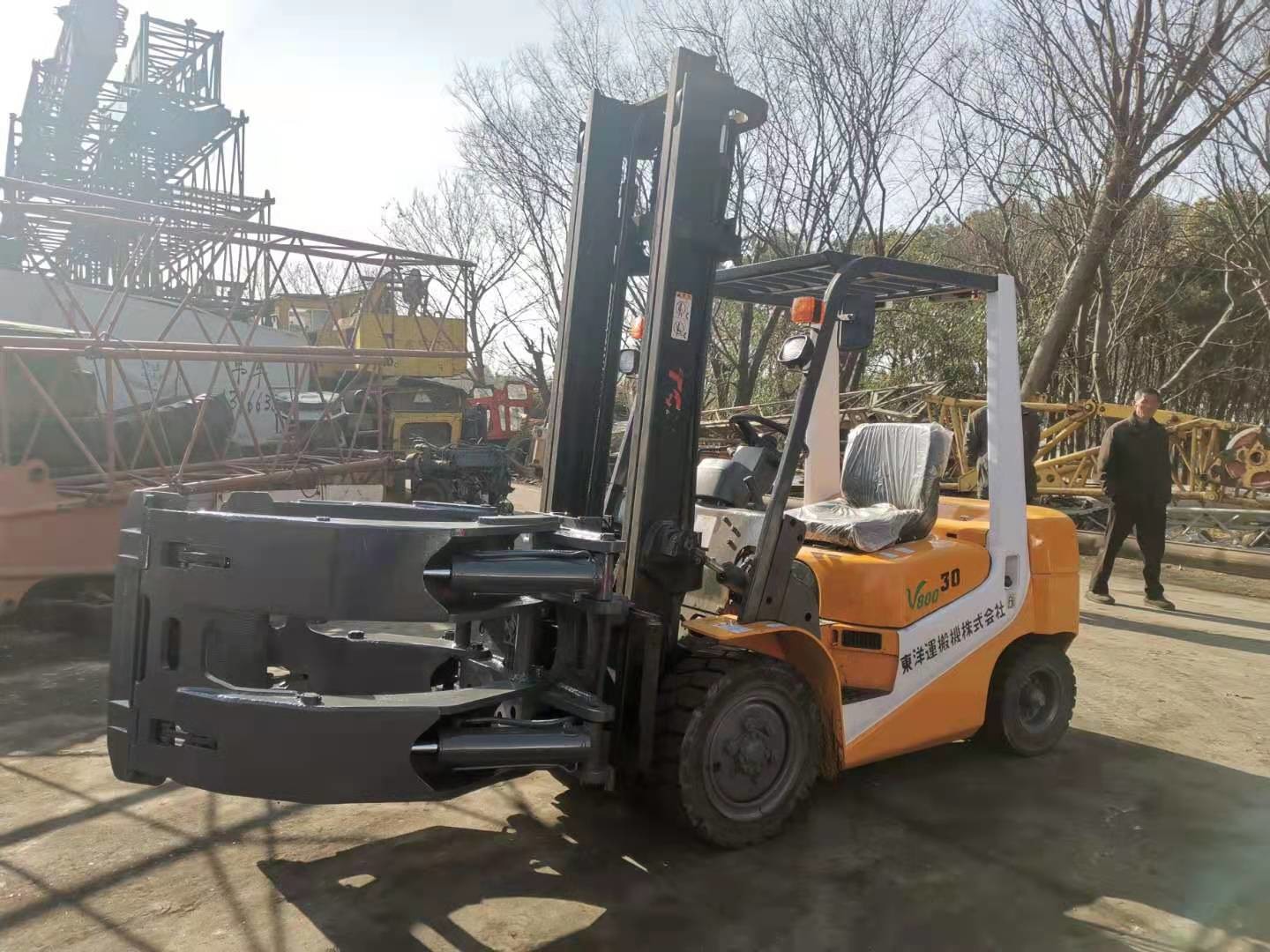 Tcm 3T Second Hand Forklift 2402mm Turning Radius