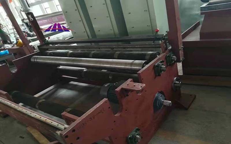 200m/Min Customized Fabric Winding Machine Non Woven Fabric Slitting Rewinding Machine