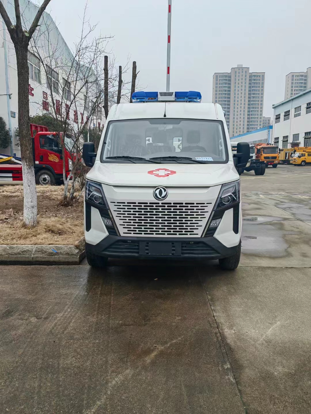 Ambulance Ambulance 2.2T Diesel Manual Transmission 6/7/8 Seats