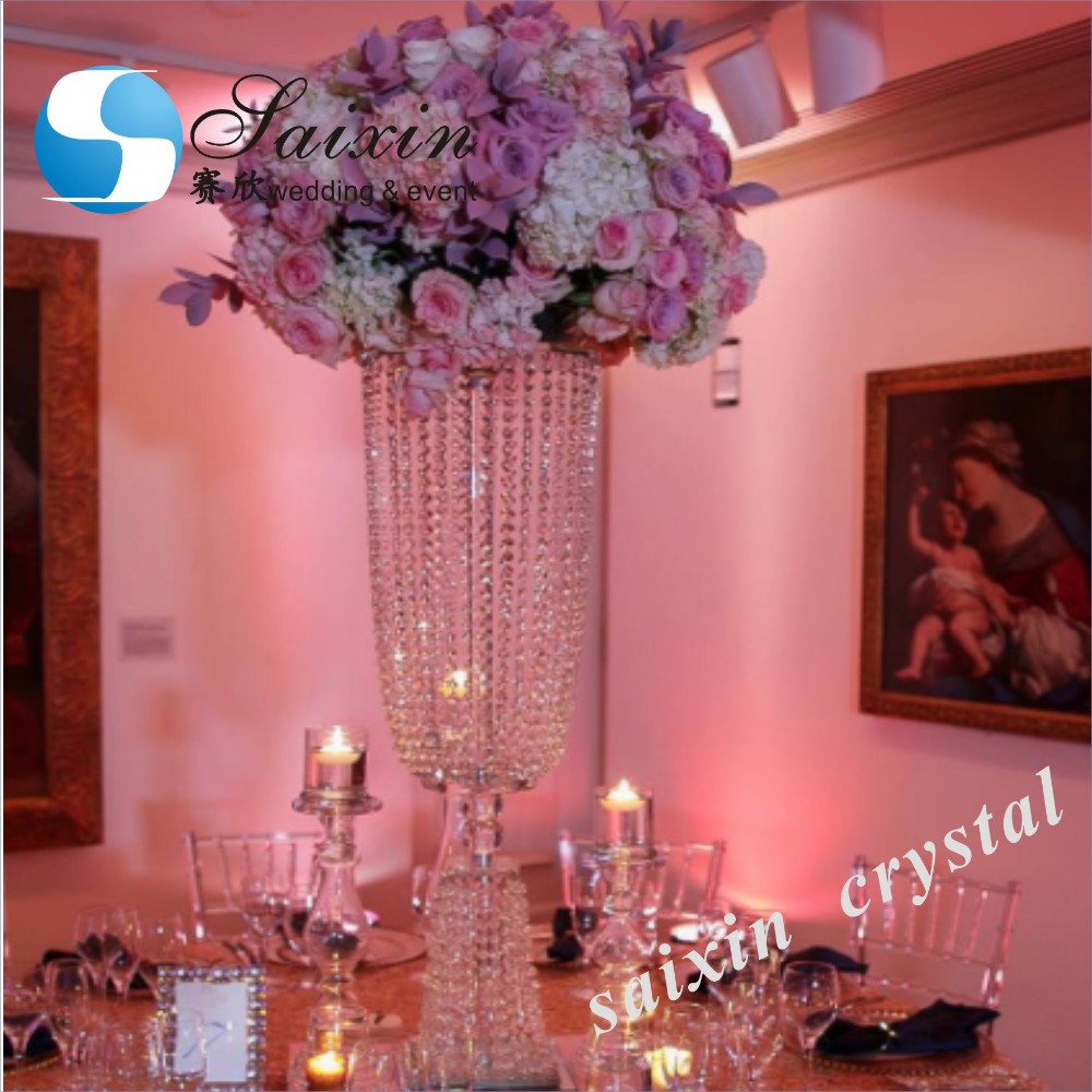 1.8m large shiny gold metal flower stand with battery working crystal chandeliers for wedding table decoration