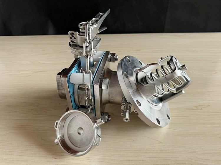 ISO Tank Container Spare Parts 3 inch 45 Degrees Bottom Discharge and Sample Valve with Pressure Gauge 1.4''BSP 0-40 bar