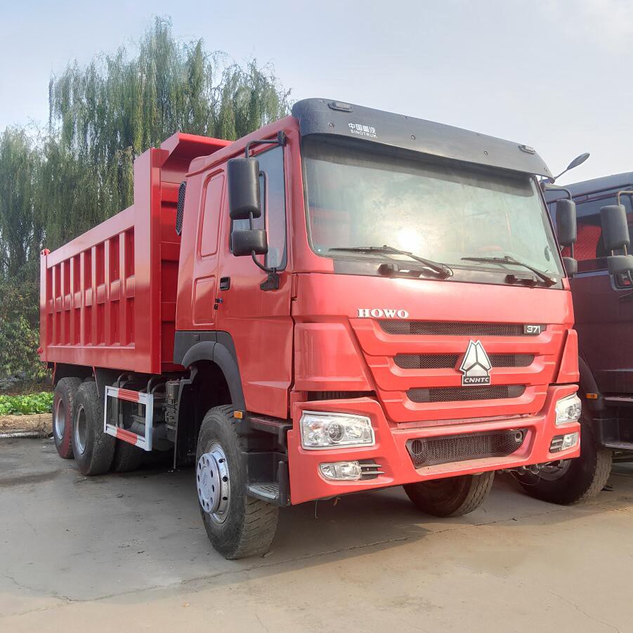 WD615.69/47 Engine 6x4 Sinotruk Dump Truck , 351-450hp Diesel Tipper Truck Used