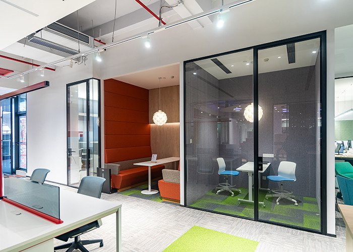 Stylish High-Quality Aluminum Framed Glass Partition Walls for Offices frosted glass dimming glass blinds for privacy