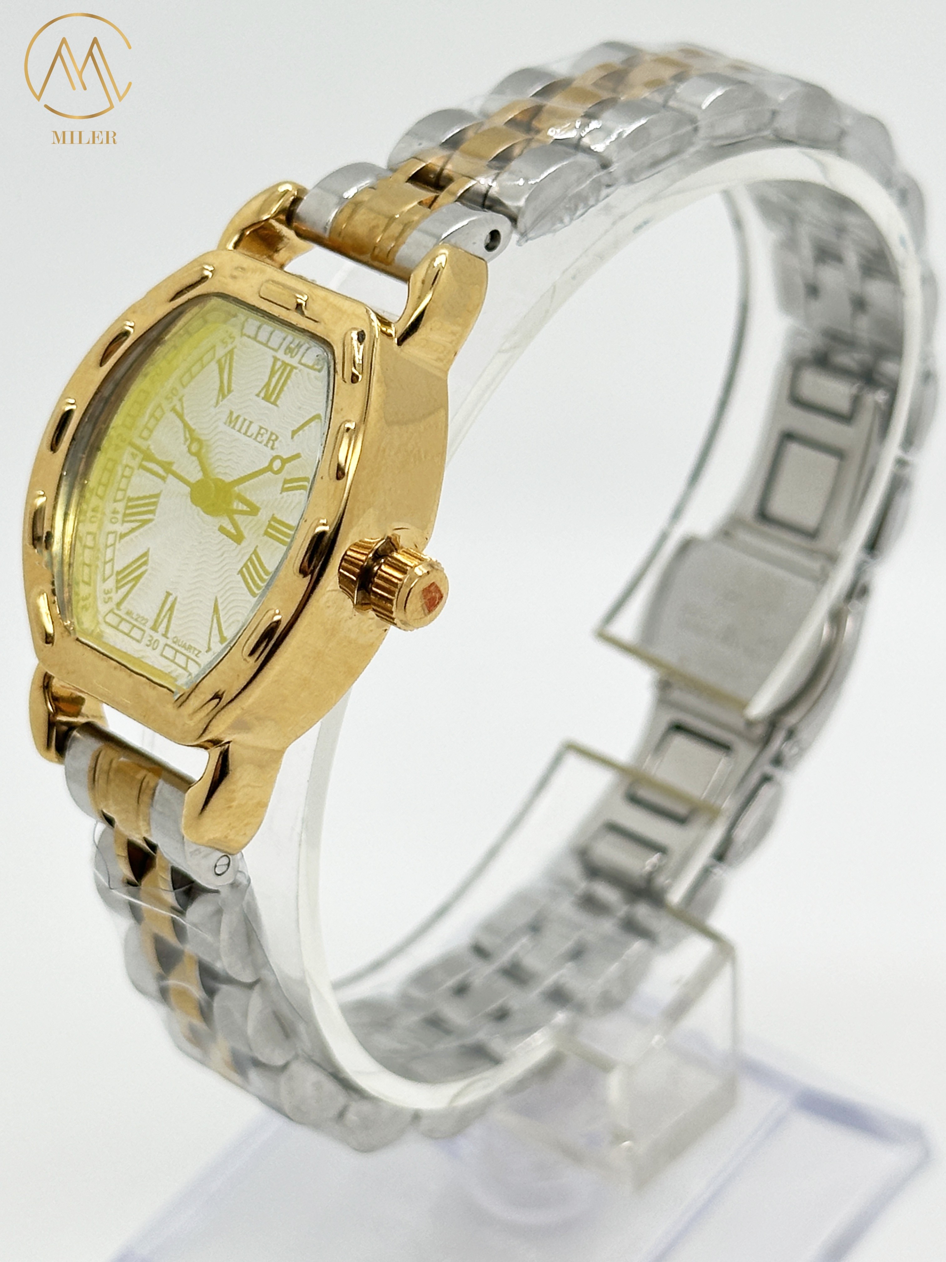 Luxury Design Fashion Watch for Women Stainless Steel Strap Gift Watch