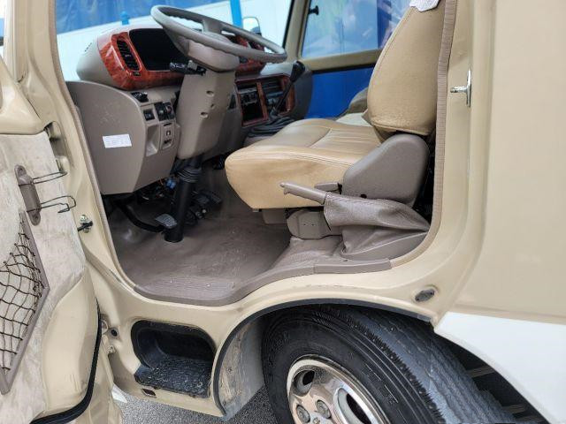 29seats Used Toyota Coaster Bus Mini Van Coach Bus Used 2TR Gasoline Engine