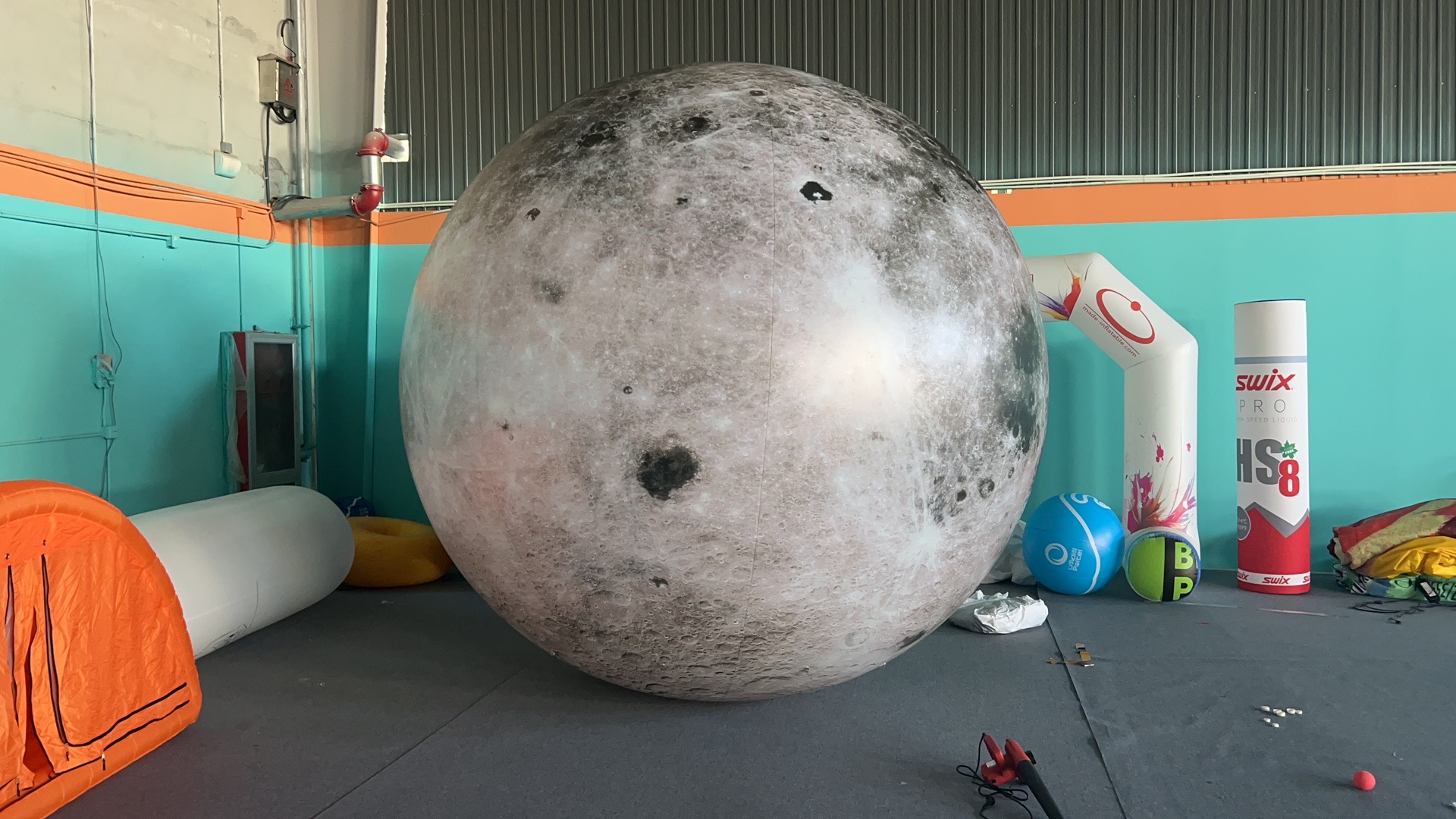 Custom size Inflatable Solar System Planet Balloon LED Lighting hanging Inflatable Planets