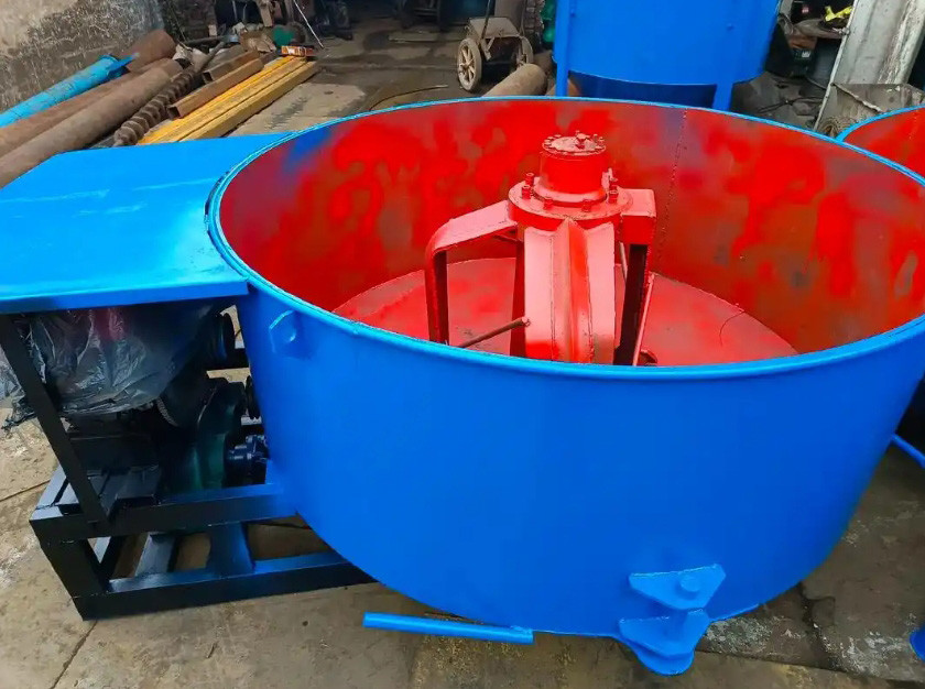 Intelligent Space Saving Pan Mixer For Chemical Blending Stable Operation