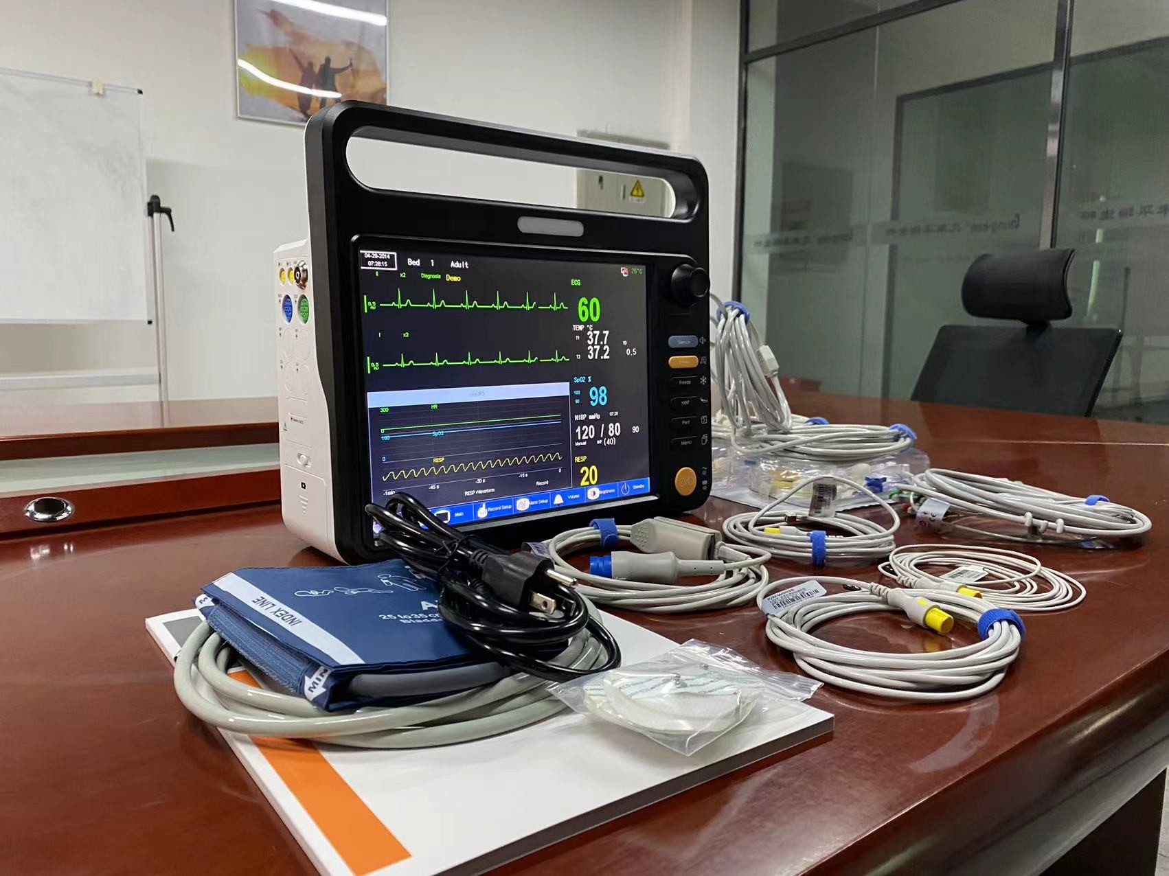 12.1 Inch Screen Modular Patient Monitor For General Ward Clinic