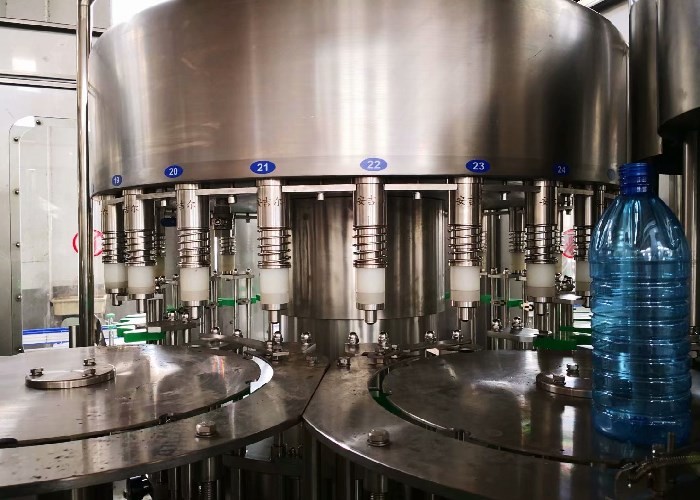 CIS 2000BPH Automatic Water Bottle Filling Machine SS304 Photoelectric Sensor