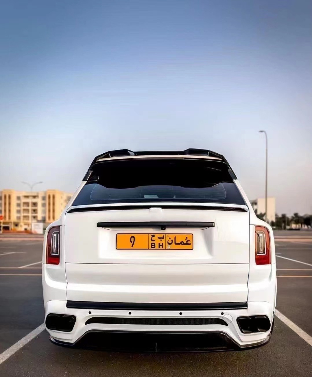 FRP Custom Wide Body Kits Rolls Royce Cullinan Bumper Engine Spoiler Widebody Kit