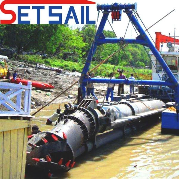 18 Inch QHCSD-485 Cutter Suction Dredger for Dredging Sand in Large Scale