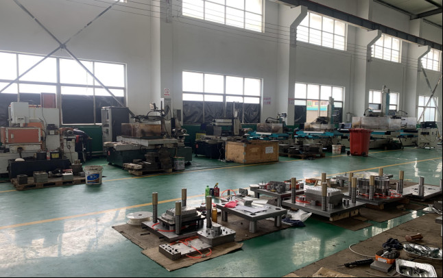 Multiple Cavity 58HRC Aluminum Foil Container Mould Punching Type
